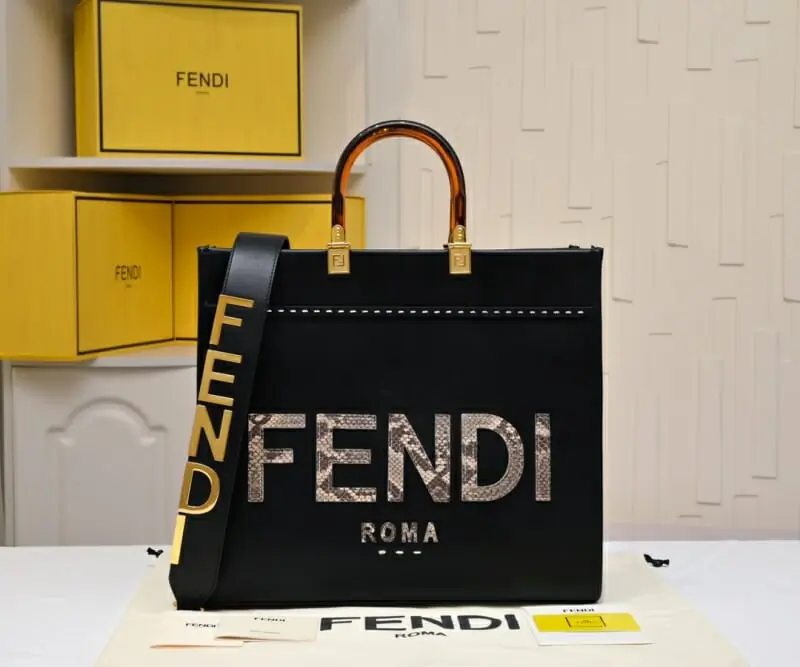 fendi aaa qualite tote-sac a main  pour femme s_11b53a4